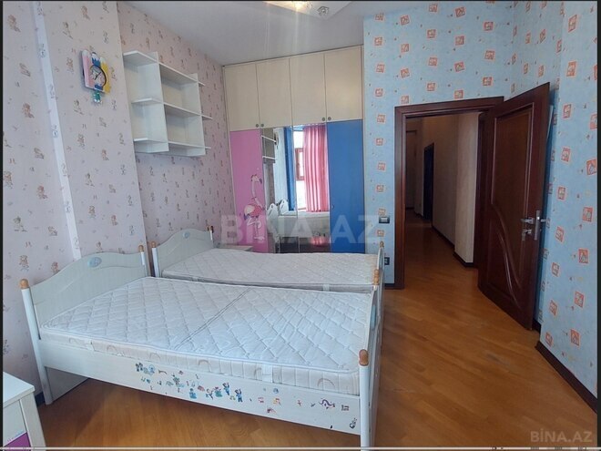 İcarəyə verilir 3 otaqlı yeni tikili 135 m², İnşaatçılar m., photo 9 from 16