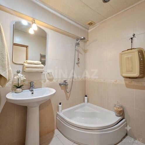 Продаётся 2-комн. вторичка 67 м², м. Шах Исмаил Хатаи, photo 10 from 16