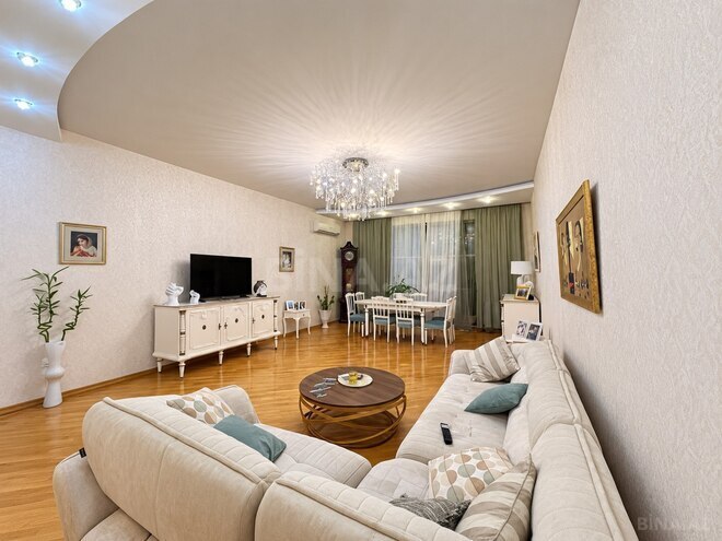 Продаётся 4-комн. новостройка 190 м², м. Гянджлик, photo 4 from 12