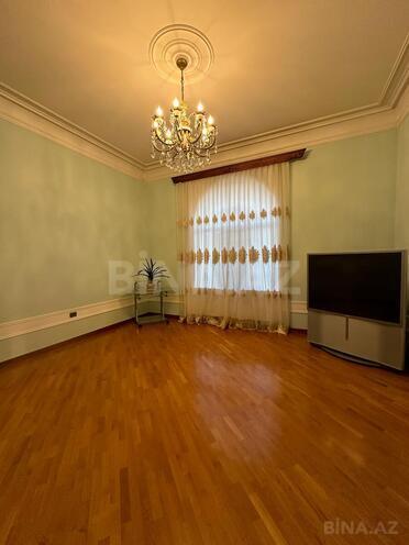Satılır 10 otaqlı həyət evi/bağ evi 850 m², Həzi Aslanov q., photo 18 from 29