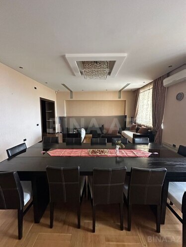 İcarəyə verilir 3 otaqlı yeni tikili 156 m², 28 May m., photo 3 from 17