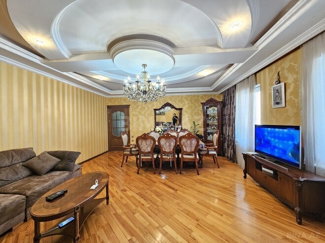 Satılır 4 otaqlı köhnə tikili 120 m², Azadlıq Prospekti m., photo 5 from 24