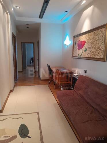 Сдается 3-комн. новостройка 171 м², м. 8 ноября, photo 19 from 23