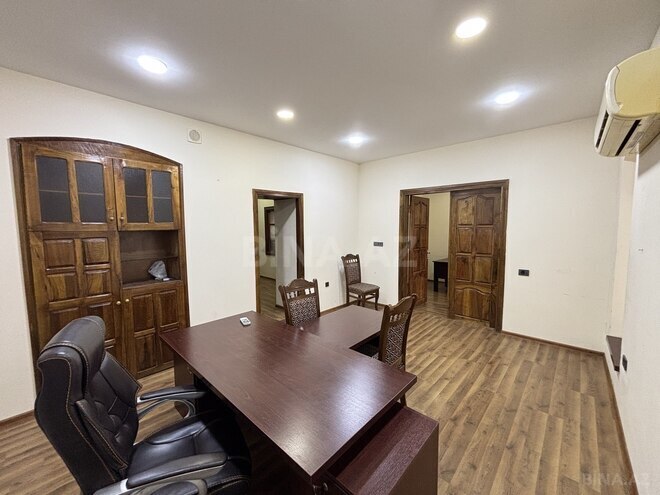 Сдается  объект 30 м², м. Низами, photo 4 from 9
