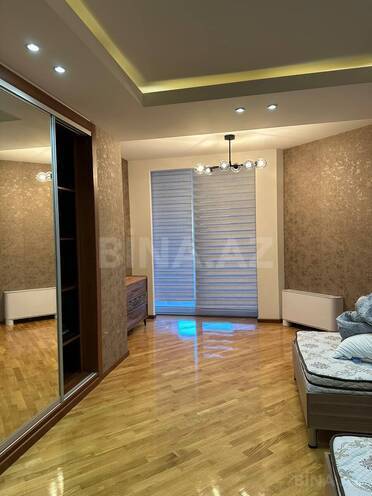 İcarəyə verilir 4 otaqlı köhnə tikili 240 m², İçəri Şəhər m., photo 13 from 21