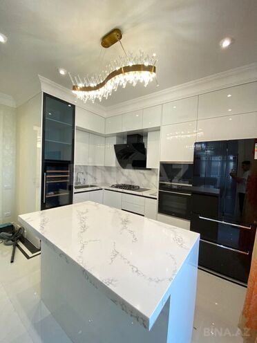 Сдаётся 4-комн. новостройка 185 м², м. 8 ноября, photo 8 from 32