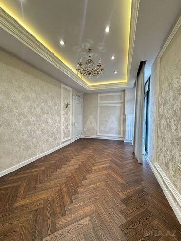 Продается 3-комн. новостройка 107 м², м. Кара Караев, photo 6 from 17