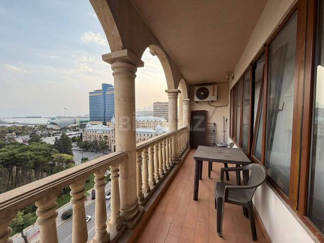 İcarəyə verilir 3 otaqlı yeni tikili 150 m², 28 May m., photo 16 from 18