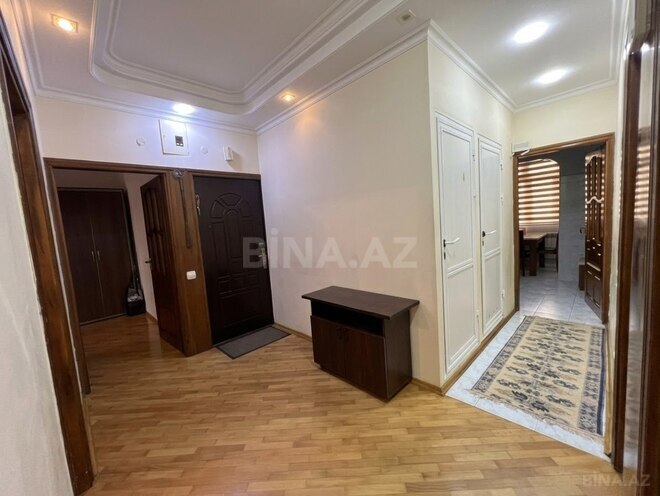 Продаётся 4-комн. вторичка 112 м², м. Шах Исмаил Хатаи, photo 8 from 12