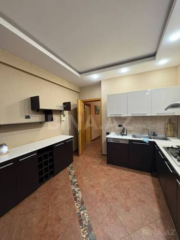 Сдается 4-комн. новостройка 206 м², м. 28 мая, photo 7 from 19
