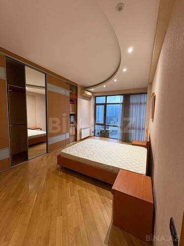 Сдается 4-комн. новостройка 206 м², м. 28 мая, photo 9 from 19
