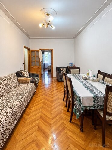 Satılır 2 otaqlı köhnə tikili 55 m², Memar Əcəmi m., photo 3 from 11
