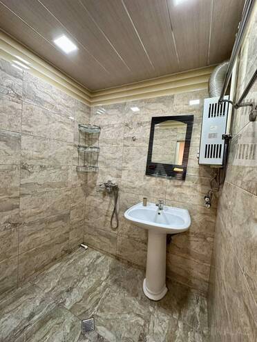 Продаётся 3-комн. вторичка 60 м², м. Ази Асланов, photo 11 from 13
