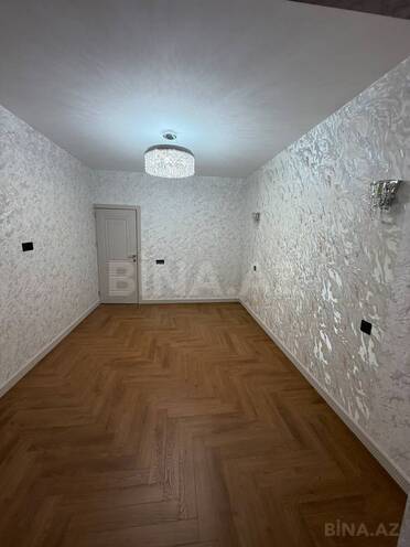 Satılır 4 otaqlı köhnə tikili 110 m², Xalqlar Dostluğu m., photo 11 from 18