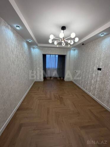 Satılır 4 otaqlı köhnə tikili 110 m², Xalqlar Dostluğu m., photo 16 from 18