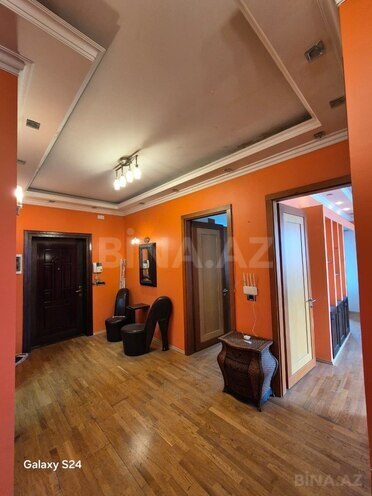 Продаётся 3-комн. новостройка 134 м², м. Низами, photo 10 from 12