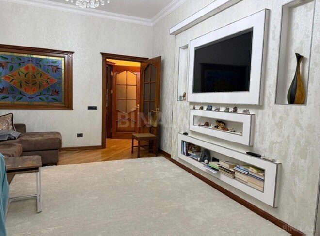 Сдается 2-комн. новостройка 85 м², м. 28 мая, photo 1 from 8
