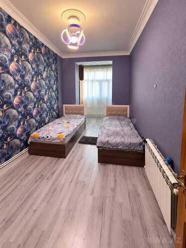 Satılır 3 otaqlı köhnə tikili 85 m², Nizami r., photo 4 from 12