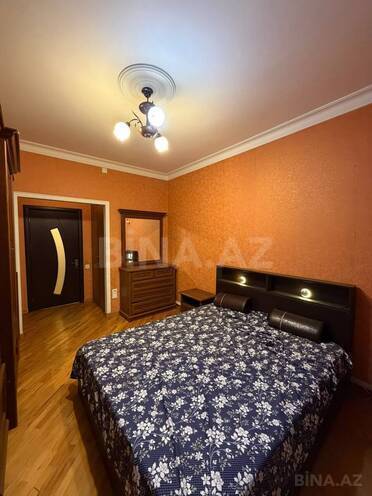 Продается 3-комн. вторичка 70 м², м. Мемар Аджеми, photo 4 from 13