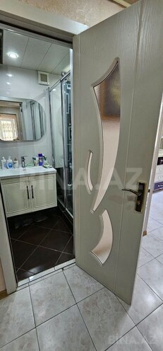 Satılır 2 otaqlı köhnə tikili 65 m², İnşaatçılar m., photo 26 from 27