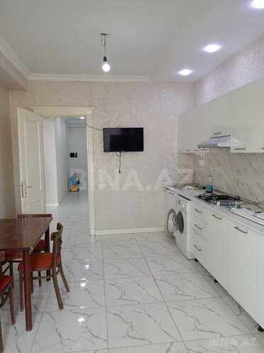 Сдается 3-комн. новостройка 145 м², Абшеронcкий  р., photo 21 from 23