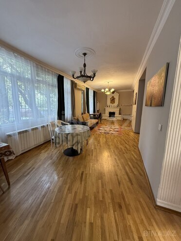 Сдаётся 3-комн. вторичка 100 м², м. 28 мая, photo 1 from 13