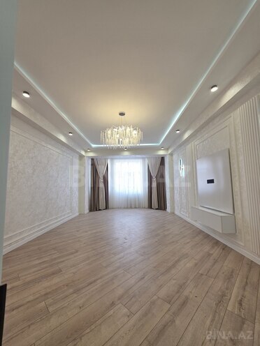 Продается 3-комн. новостройка 110 м², м. Иншаатчылар, photo 1 from 9