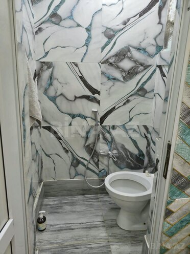 Satılır 2 otaqlı köhnə tikili 40 m², Səbail r., photo 12 from 16
