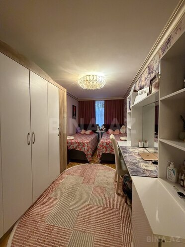 Продается 4-комн. вторичка 135 м², м. Иншаатчылар, photo 4 from 12