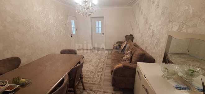Продаётся 3-комн. вторичка 70 м², photo 1 from 18