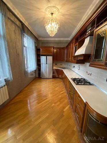 Сдаётся 3-комн. новостройка 130 м², м. Иншаатчылар, photo 10 from 21