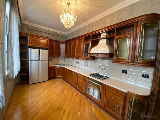 Сдаётся 3-комн. новостройка 130 м², м. Иншаатчылар, photo 11 from 21
