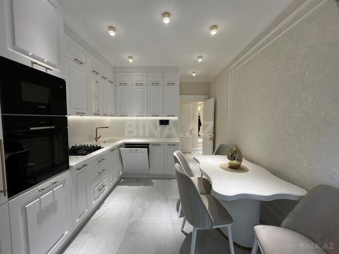 Сдаётся 3-комн. новостройка 145 м², м. 8 ноября, photo 19 from 32