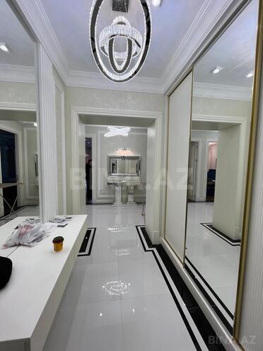 Сдается 4-комн. новостройка 180 м², м. 8 ноября, photo 27 from 32