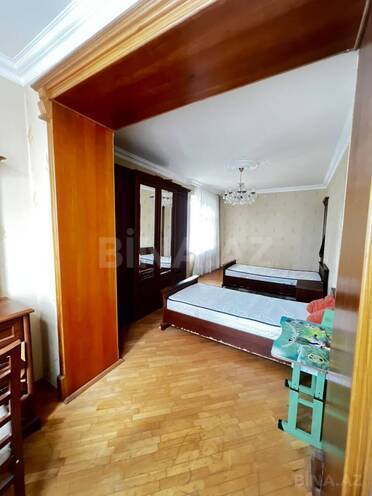 Продается 2-комн. вторичка 55 м², Ясамальский р., photo 18 from 21