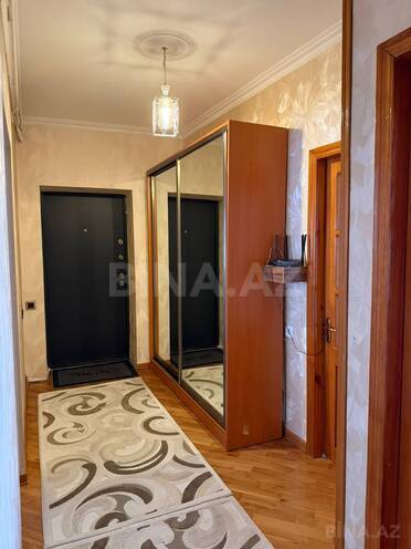 Satılır 4 otaqlı köhnə tikili 100 m², Bakıxanov q., photo 17 from 19