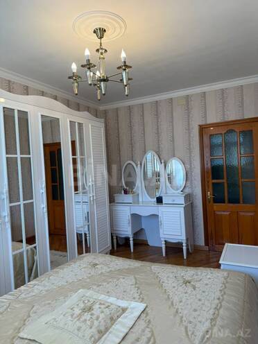 Satılır 4 otaqlı köhnə tikili 100 m², Bakıxanov q., photo 9 from 19