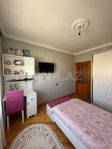Satılır 4 otaqlı köhnə tikili 100 m², Bakıxanov q., photo 16 from 19