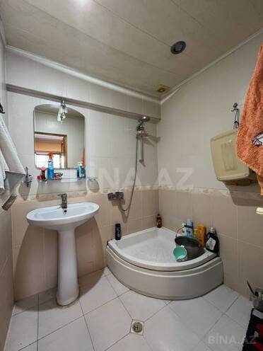 Satılır 2 otaqlı köhnə tikili 70 m², Şah İsmayıl Xətai m., photo 12 from 14