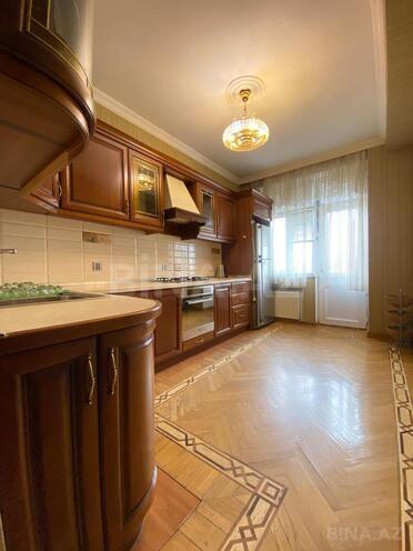 İcarəyə verilir 3 otaqlı yeni tikili 130 m², İnşaatçılar m., photo 9 from 20