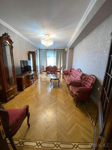 İcarəyə verilir 3 otaqlı yeni tikili 130 m², İnşaatçılar m., photo 3 from 20