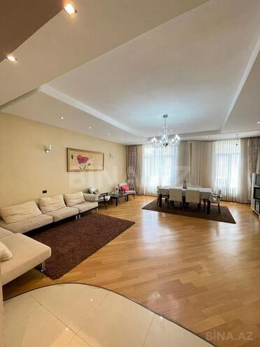 İcarəyə verilir 3 otaqlı yeni tikili 180 m², 8 Noyabr m., photo 1 from 26