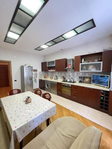 İcarəyə verilir 3 otaqlı yeni tikili 180 m², 8 Noyabr m., photo 21 from 26