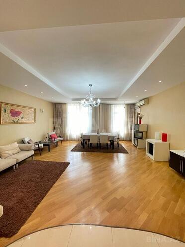 İcarəyə verilir 3 otaqlı yeni tikili 180 m², 8 Noyabr m., photo 7 from 26