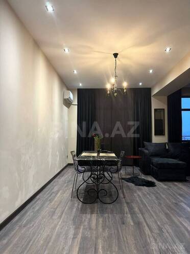 Сдается 2-комн. новостройка 98 м², м. Низами, photo 8 from 16