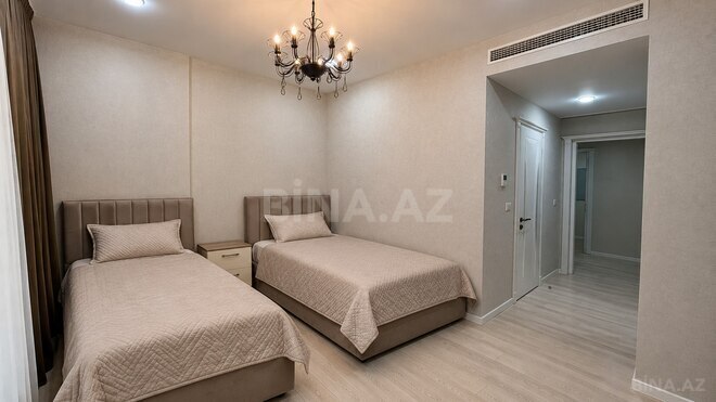 Сдаётся 3-комн. новостройка 180 м², м. 28 мая, photo 11 from 27