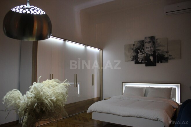 İcarəyə verilir 2 otaqlı köhnə tikili 75 m², Sahil m., photo 6 from 12