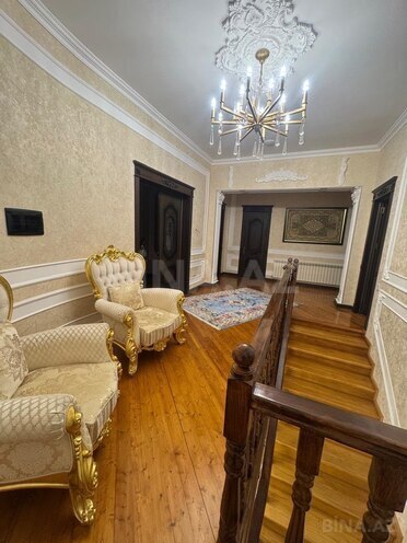 Satılır 8 otaqlı həyət evi/bağ evi 300 m², Badamdar q., photo 11 from 24