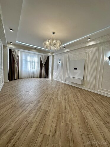 Продаётся 3-комн. новостройка 110 м², м. Иншаатчылар, photo 1 from 11