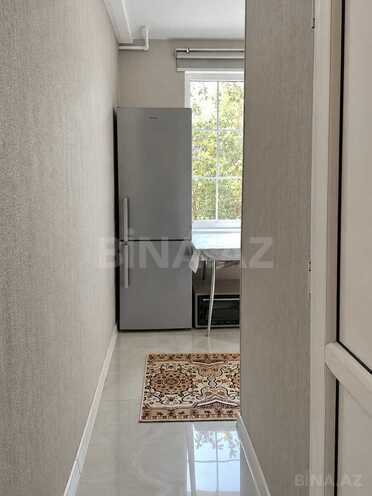 Продается 3-комн. вторичка 70 м², м. Нефтчиляр, photo 9 from 11